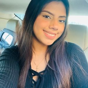 Meet your Posher, Daniela